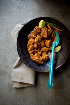 Chicken vindaloo is a popular Indian curry with vinegar and spices. Easy chicken vindaloo recipe that originated from Portugal. | rasamalaysia.com