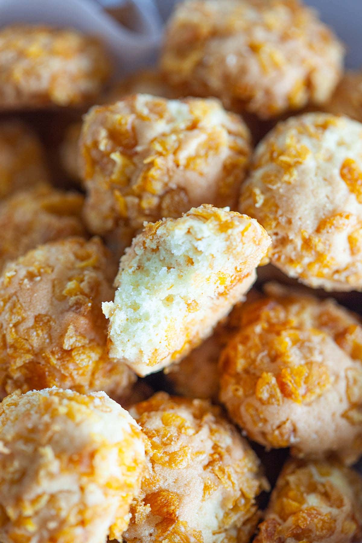 Butter-rich cookies rolled with crunchy cornflakes.