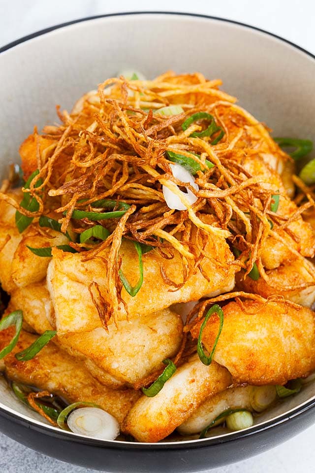 Ginger soy fish made with halibut fish, soy sauce, ginger and scallions is one of the best halibut recipes.