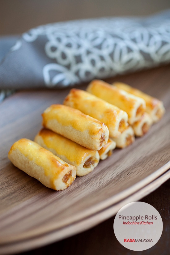 Easy and the best homemade pineapple nastar rolls.
